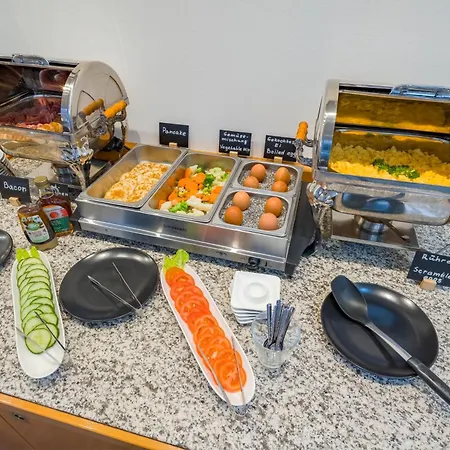 Hotell Rugs - Self Check-in 3*