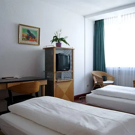 Batavia Hotel 3*