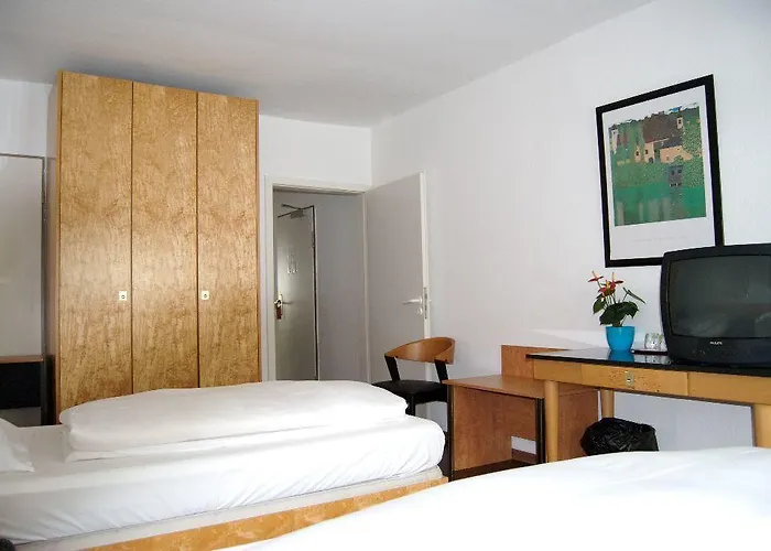 Rugs - Self Check-in Hotell Düsseldorf
