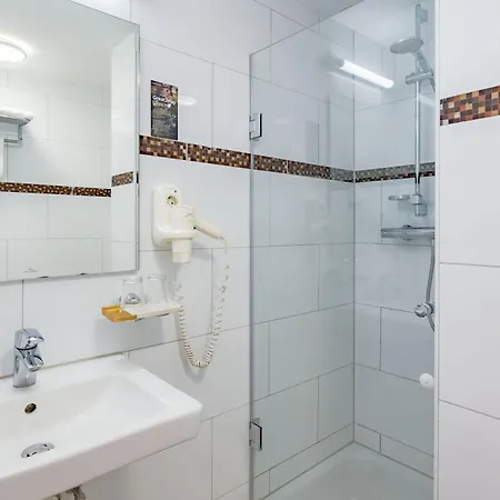 Hotel Rugs - Self Check-in 3*