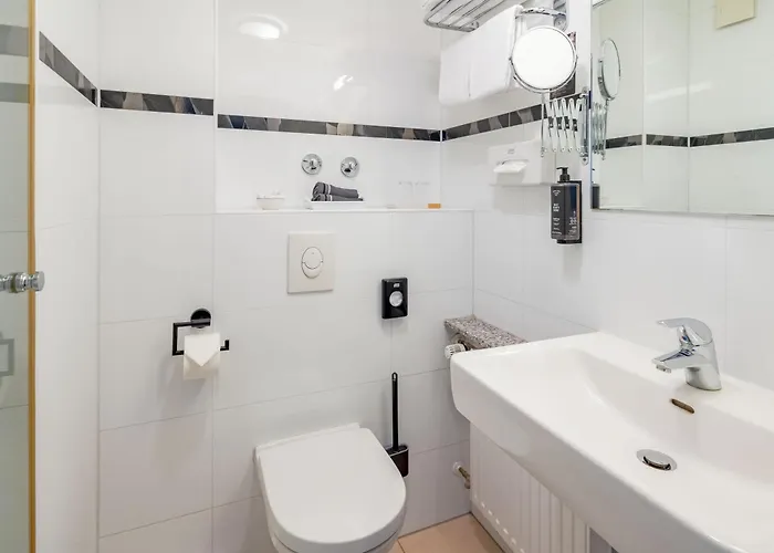 Rugs - Self Check-in 호텔 뒤셀도르프