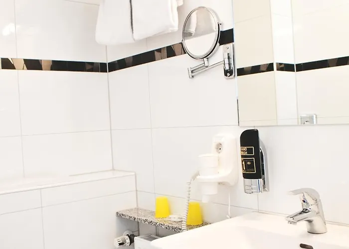 Rugs - Self Check-in 뒤셀도르프